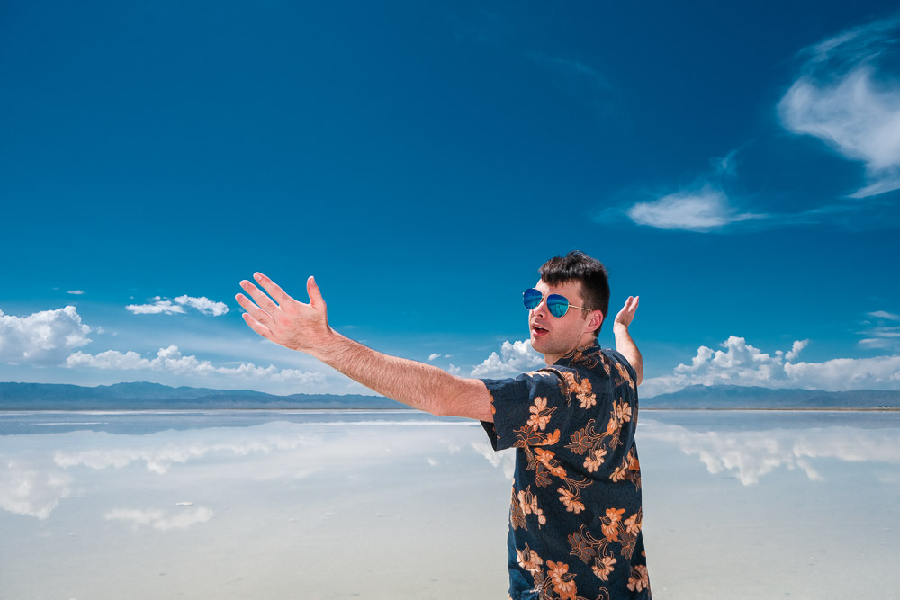 Me @ Chaka Salt Lake, Qinghai, China (2021)